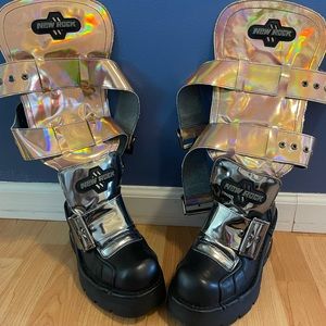 New Rock Buckled Platform Boot with detachable metallic shin guards size 41